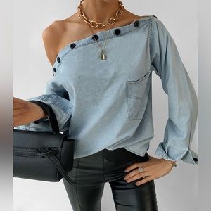 Puntunco Buttoned off Shoulder Long Sleeved Denim Shirt Top Size Small